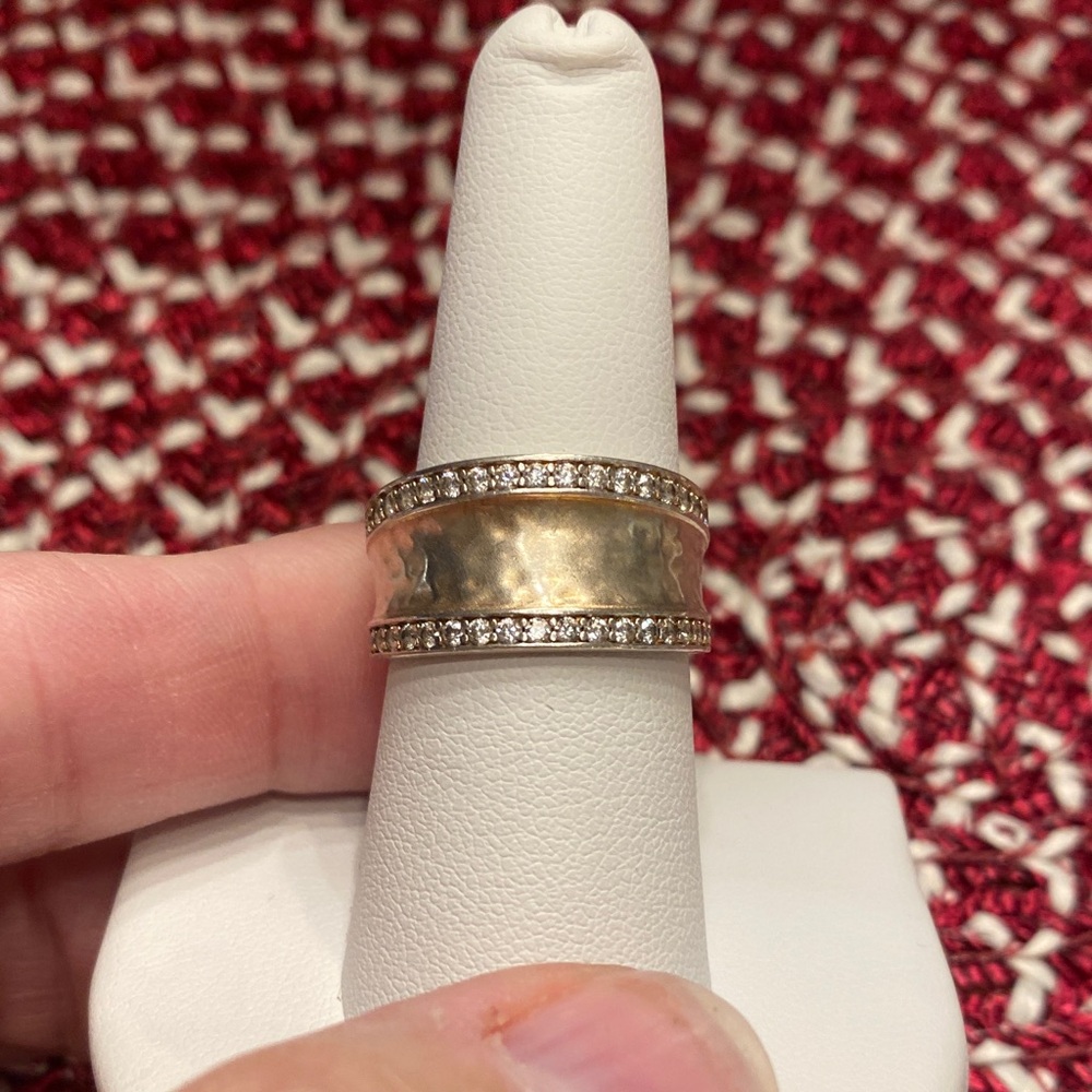 Dazzling Gold and Silver Women's Ring 925